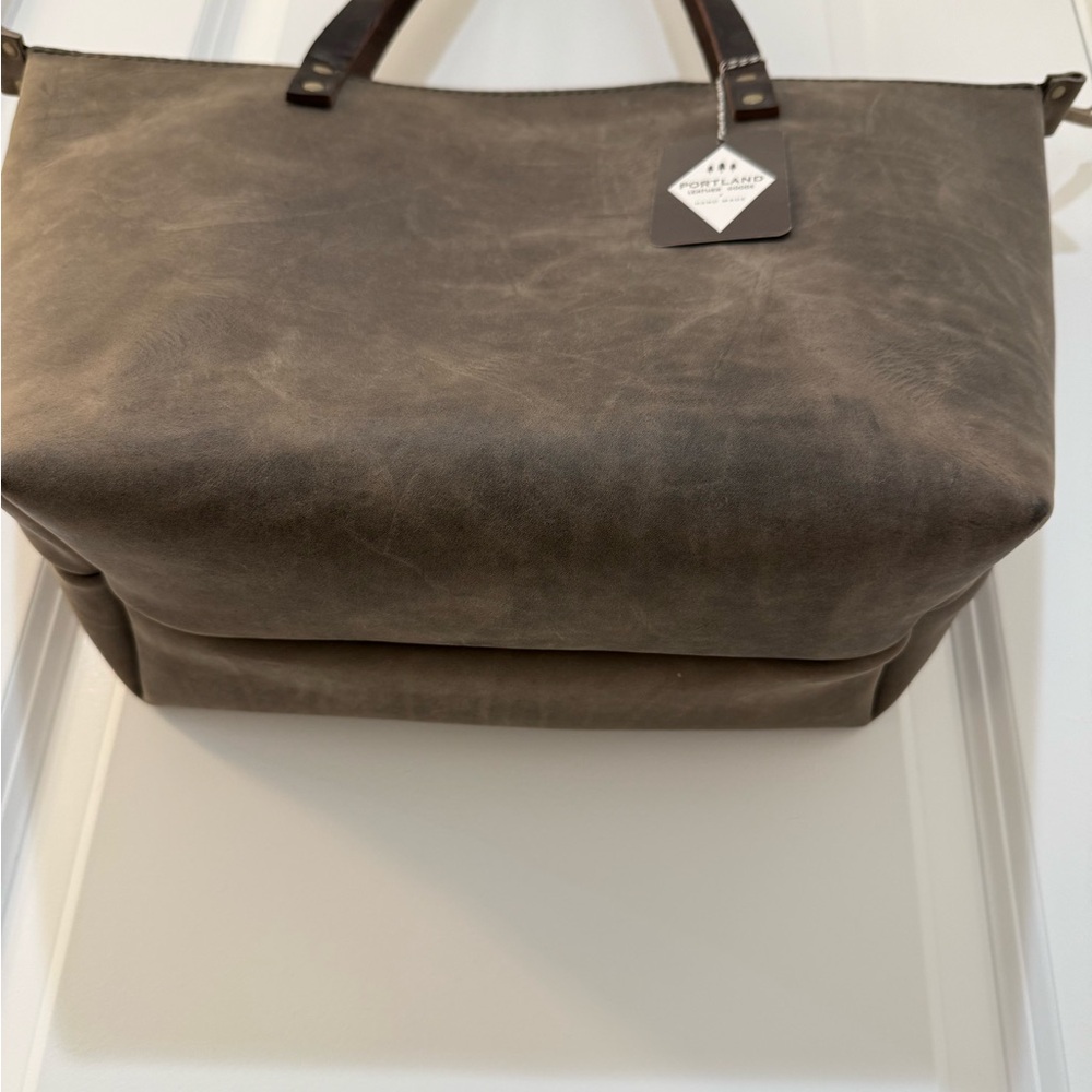 NWT Portland Leather Goods Tote in Dark Brown/Gray - Picture 2 of 8